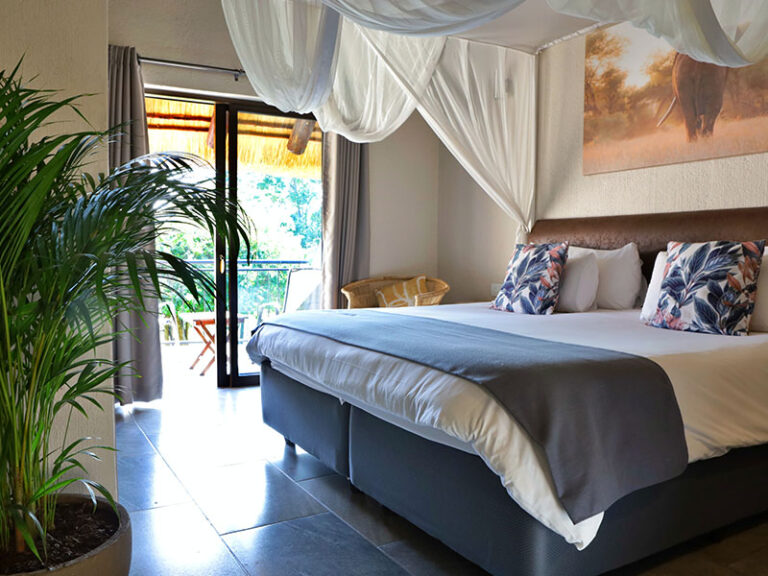 umbhaba-eco-lodge-room