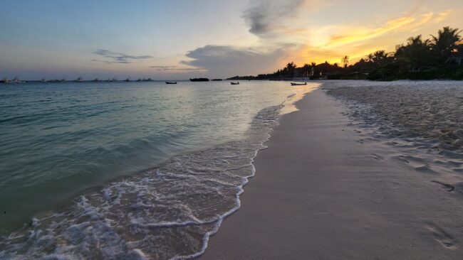 zanzibar-beach-sunset